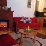 το μπαλκόνι της βεγορίτιδας * Áyios Pandeleḯmon
