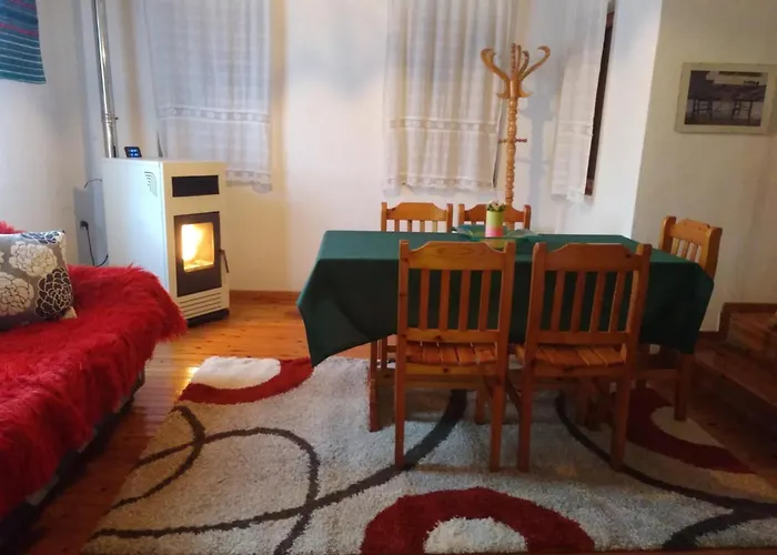 το μπαλκόνι της βεγορίτιδας Apartamento Áyios Pandeleḯmon